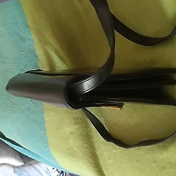 Vintage Black Purse w/Goldtone Cougar - Picture 2 of 13